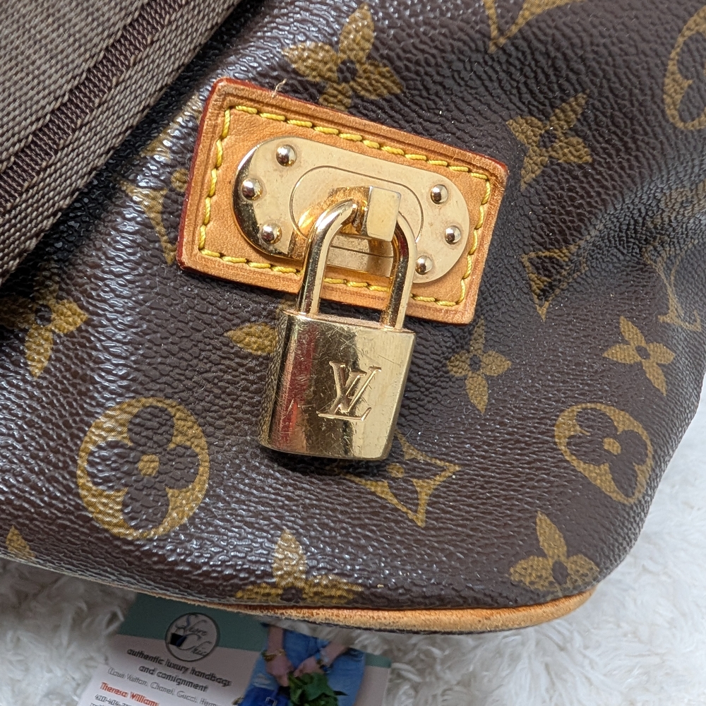Louis Vuitton Brown and Tan Monogram Bag - Picture 7 of 12